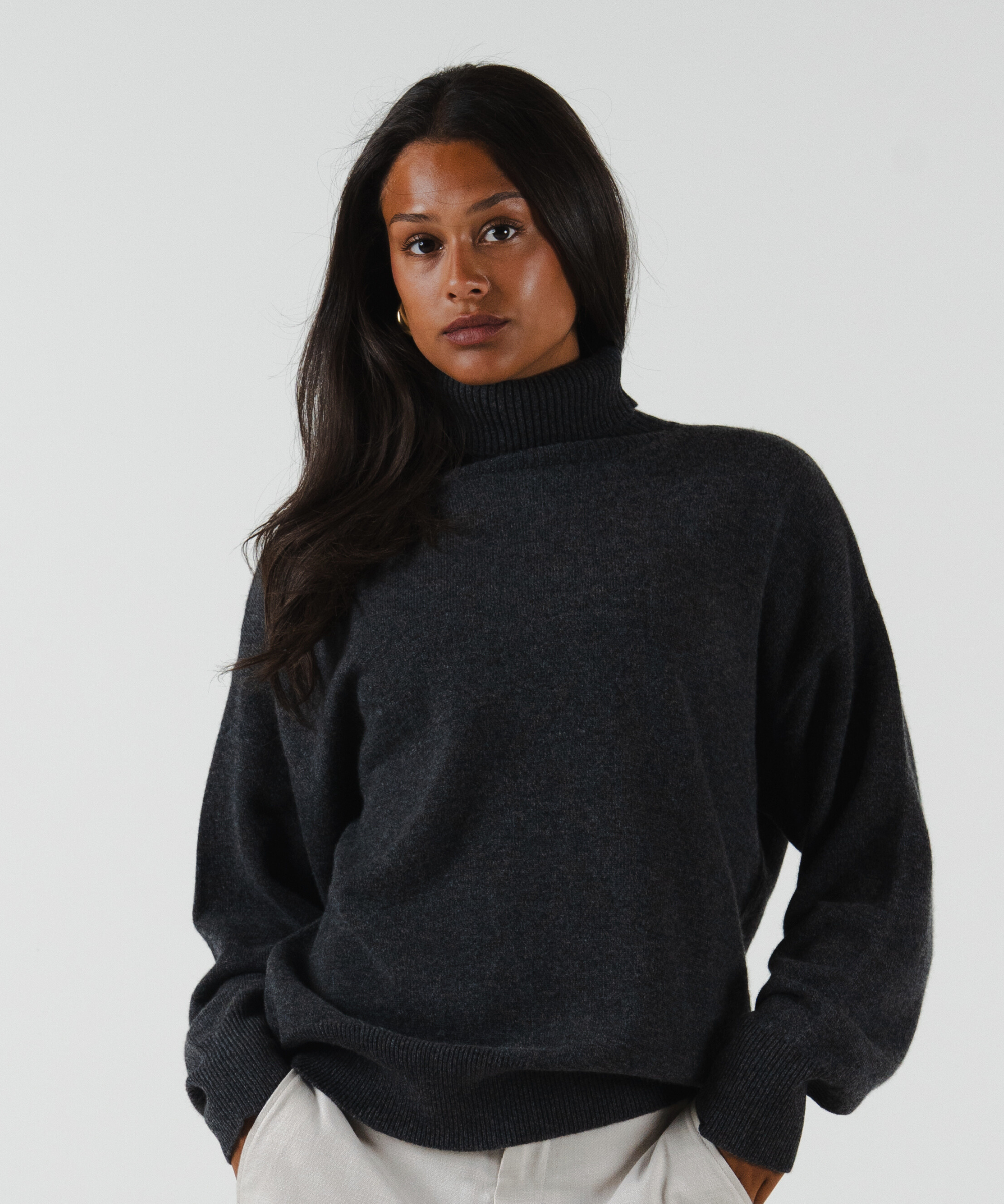 unisex turtleneck charcoal grey merino wool cashmere Casa Nodale