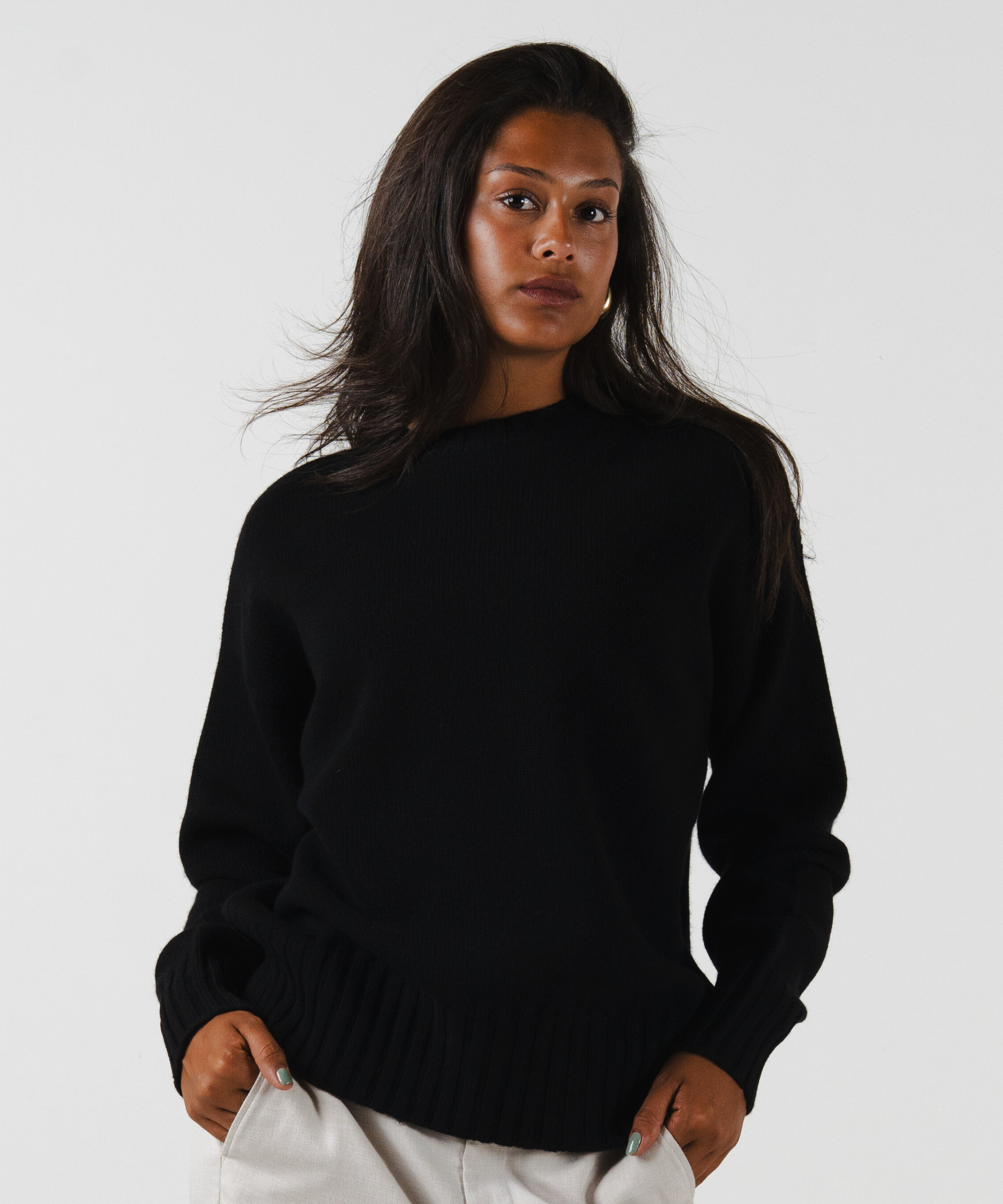 unisex crewneck black merino wool cashmere Casa Nodale