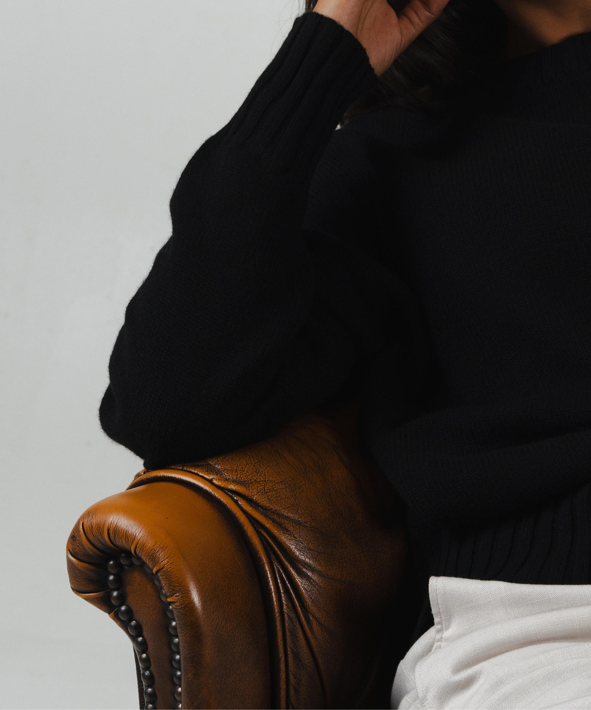 unisex crewneck black merino wool cashmere Casa Nodale