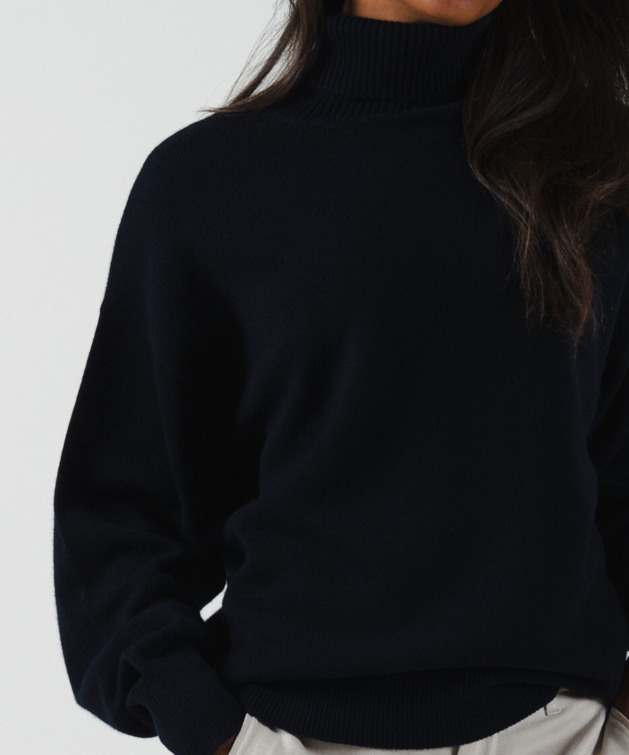 Volta Turtleneck, Navy - Casa Nodale