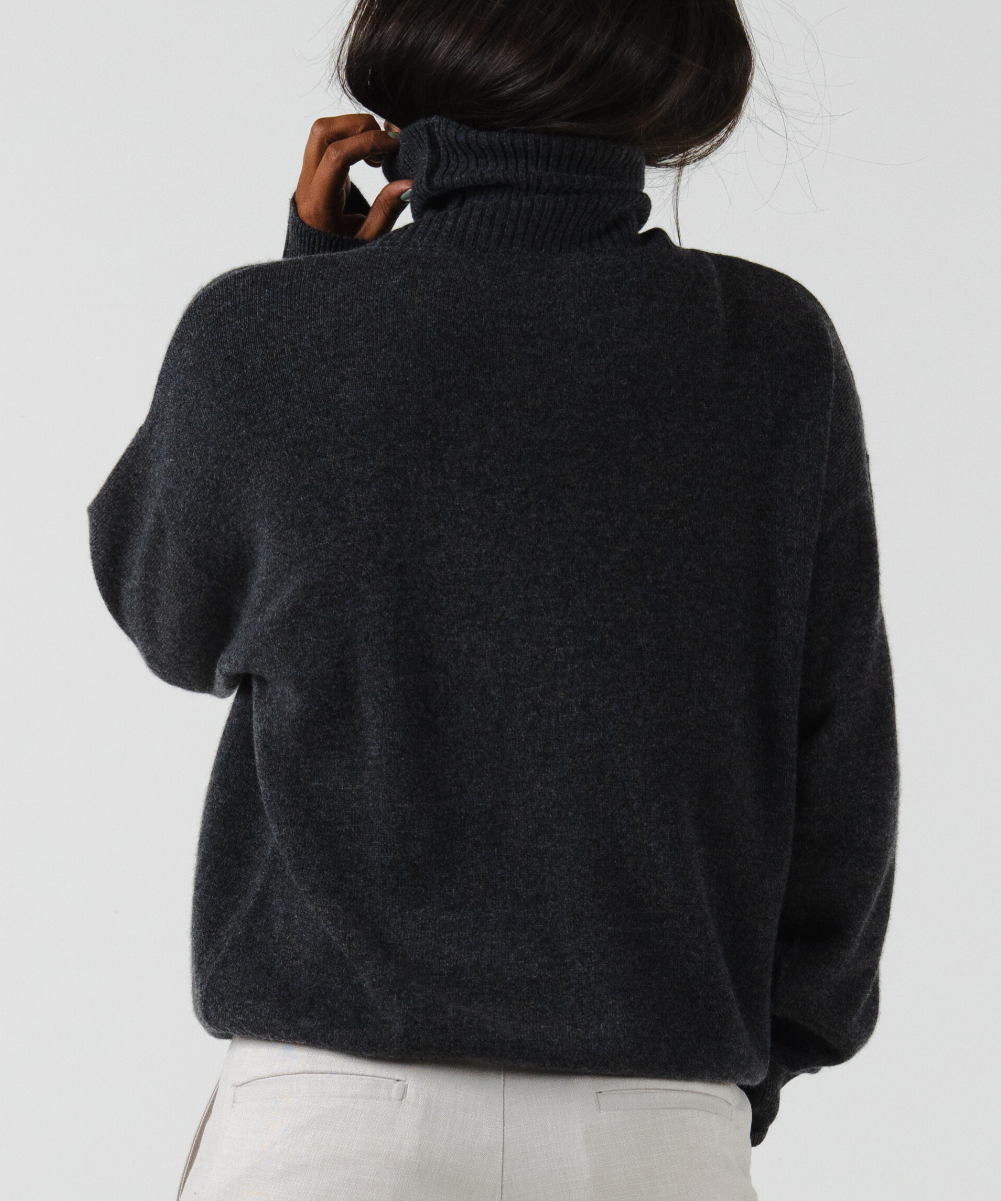 unisex turtleneck charcoal grey merino wool cashmere Casa Nodale