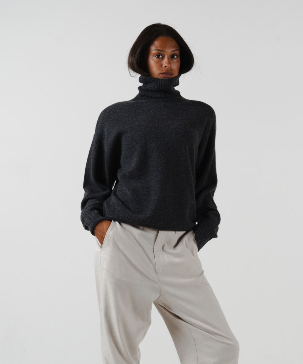 unisex turtleneck charcoal grey merino wool cashmere Casa Nodale