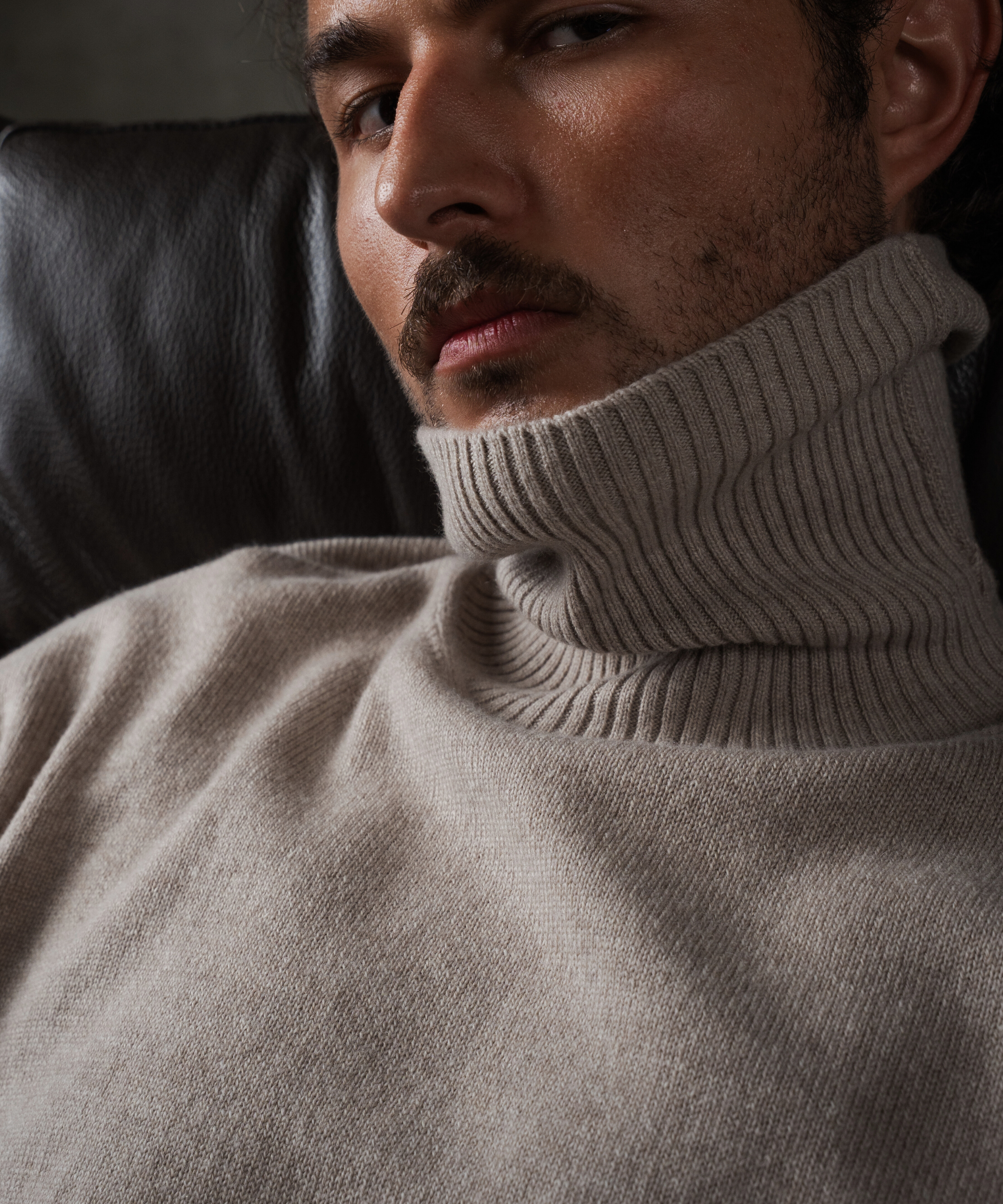 unisex turtleneck beige merino wool cashmere Casa Nodale