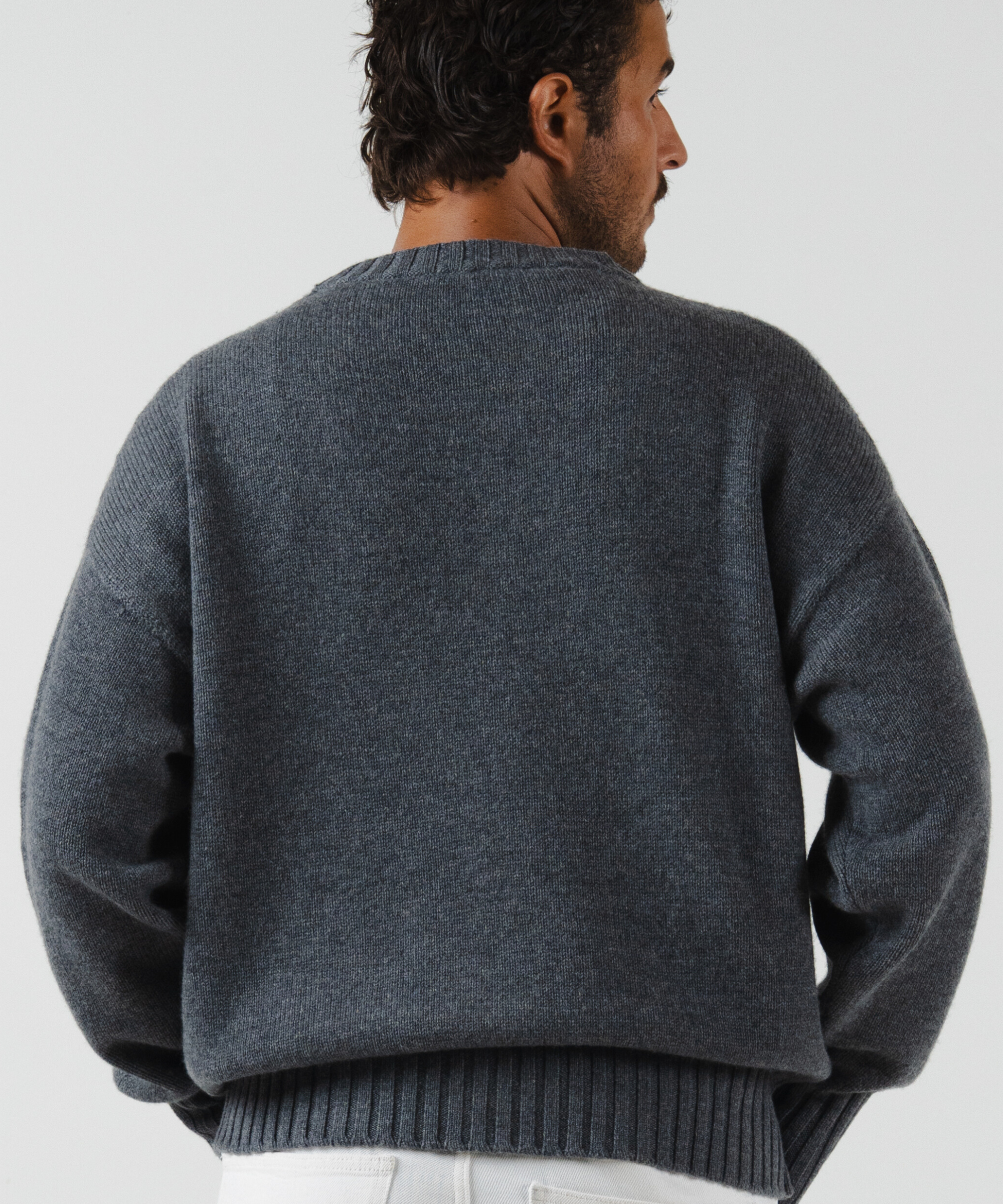 unisex crewneck charcoal grey merino wool cashmere Casa Nodale